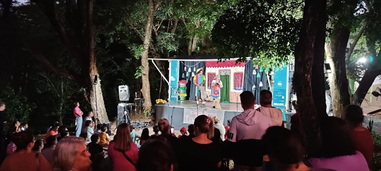 NATAL ESPECIAL CHEGA AO JARDIM SANZOVO