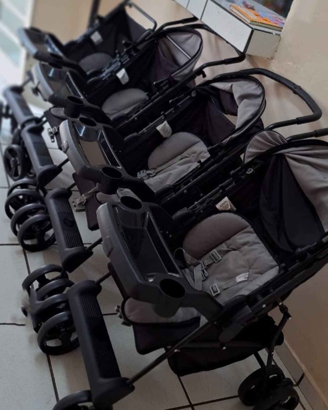 PREFEITURA ADQUIRE NOVOS CARRINHOS DE BEBÊ PARA CRECHE