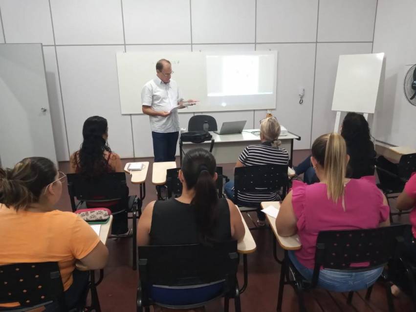 PREFEITURA REALIZA PALESTRA SOBRE FLUXO DE CAIXA
