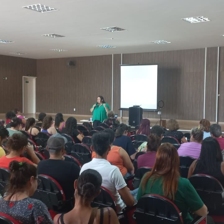 EDUCAÇÃO DÁ INÍCIO À CAPACITAÇÃO DE MONITORES