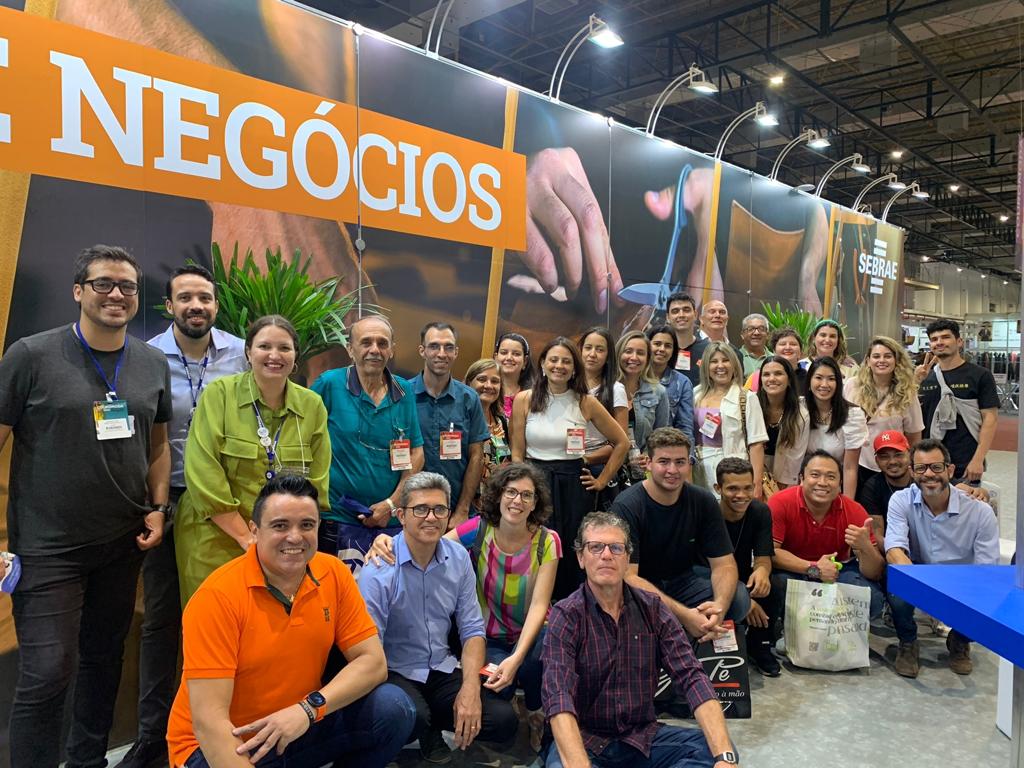 COUROMODA TERMINA DE FORMA POSITIVA PARA JAHU