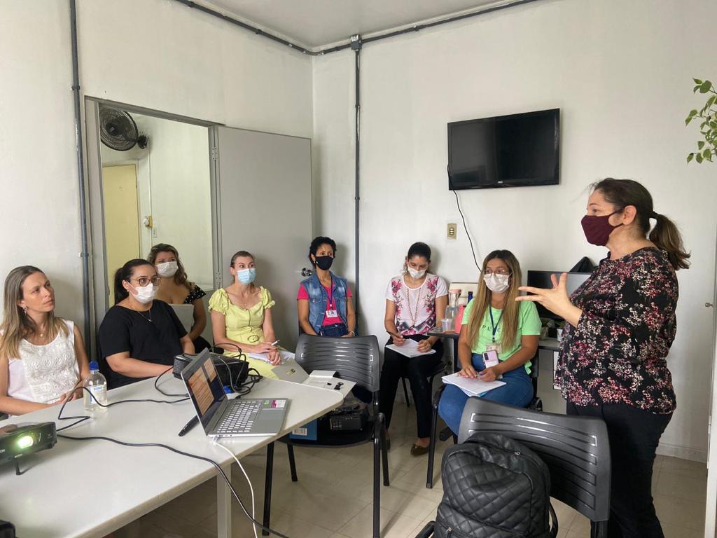 EQUIPE MULTIDISCIPLINAR PARTICIPA DE CAPACITAÇÃO SOBRE CONDIÇÕES DE APRENDIZAGEM