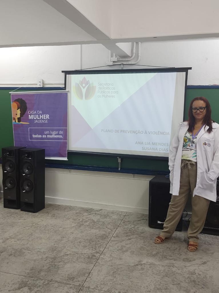 PREVENÇÃO À GRAVIDEZ E ABUSO NA ADOLESCÊNCIA SÃO TEMAS DE PALESTRA PARA ESTUDANTES