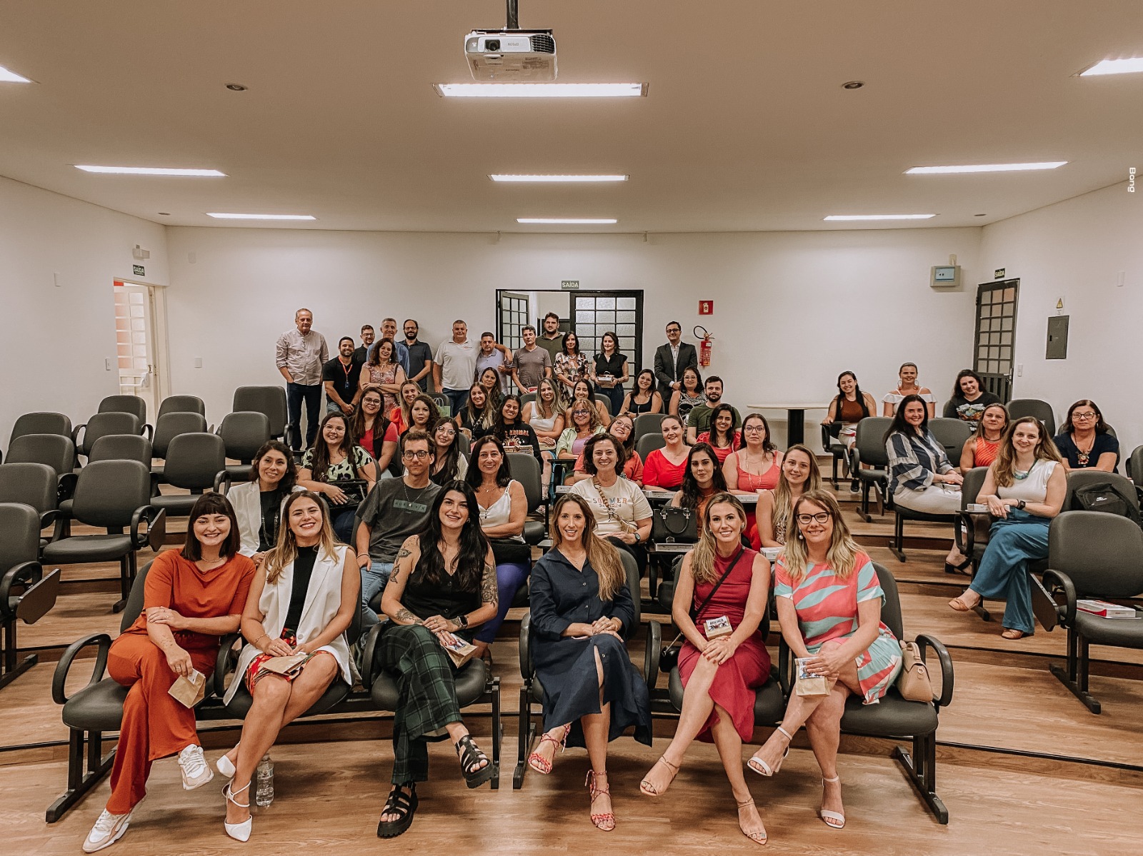 PAINEL CONECTADAS FOI UM SUCESSO