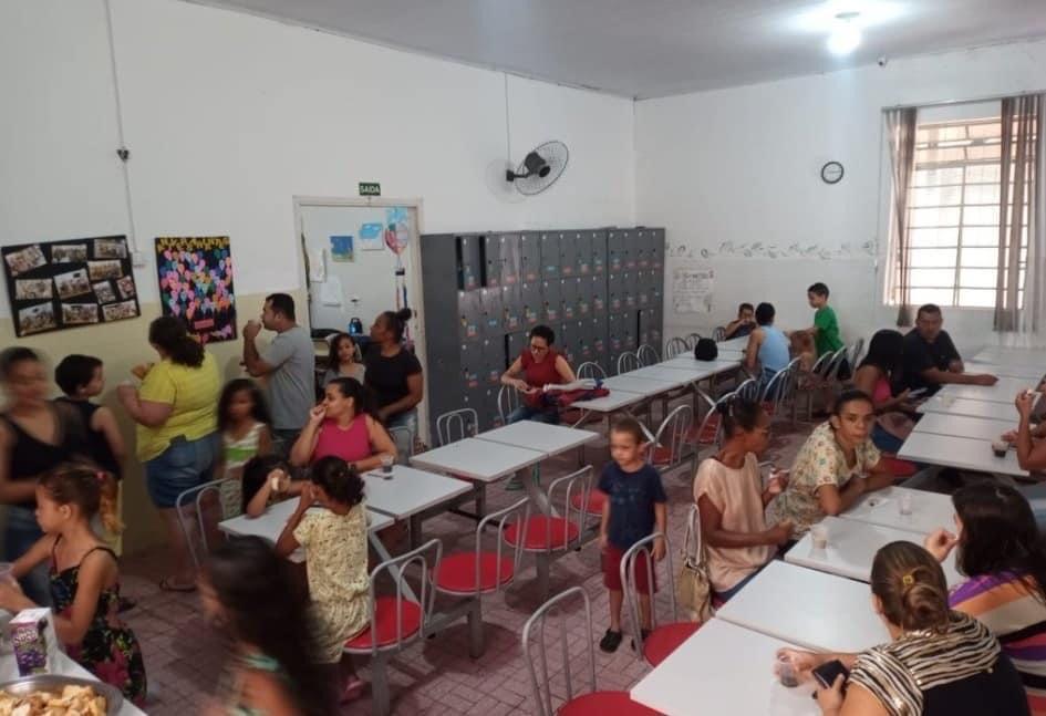 REUNIÃO COM FAMÍLIA DE ASSISTIDOS EM CENTRO DE CONVIVÊNCIA