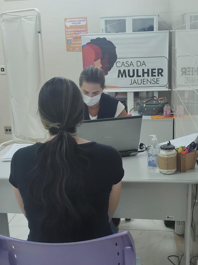 MÊS DA MULHER TERMINA COM EXAME GINECOLÓGICO PREVENTIVO