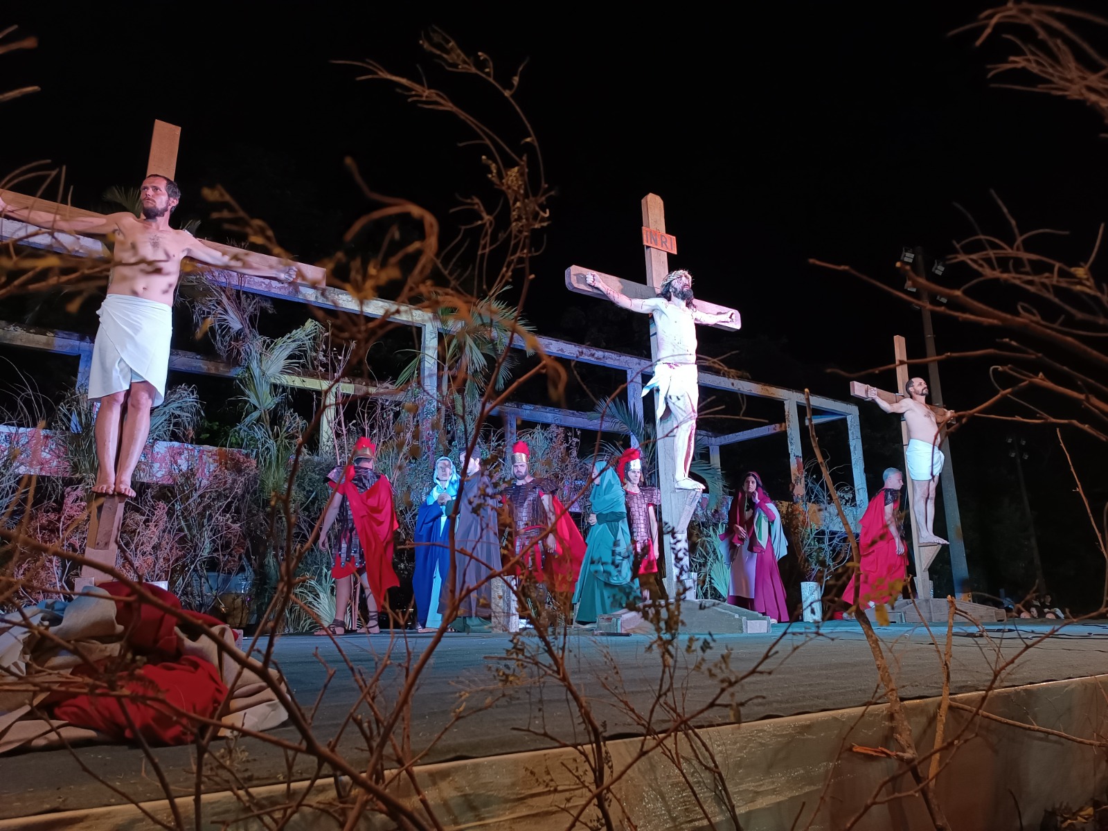 VIA SACRA LEVA MILHARES DE PESSOAS AO KARTÓDROMO