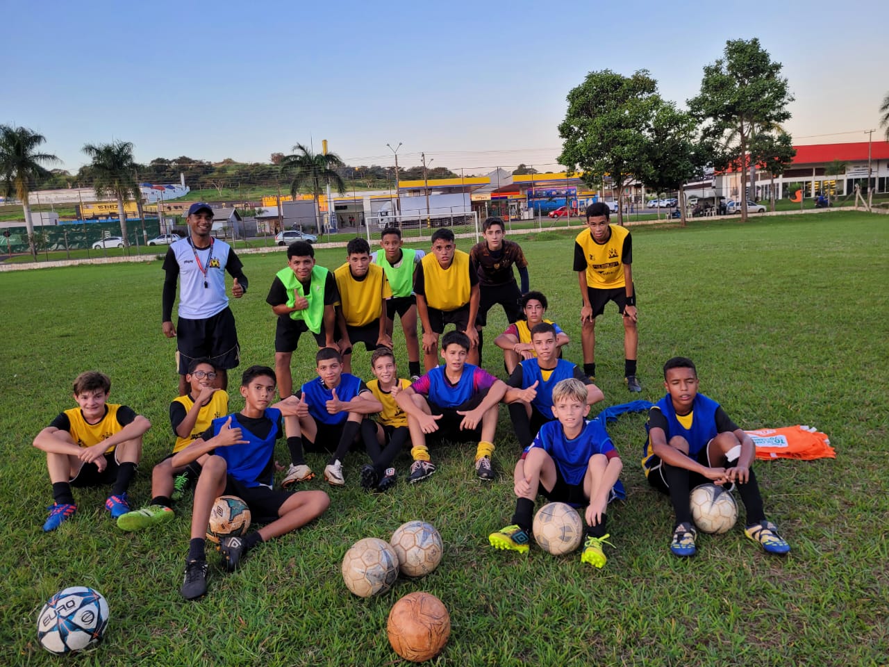 ESCOLINHAS DE FUTEBOL ESTÃO COM INSCRIÇÕES ABERTAS