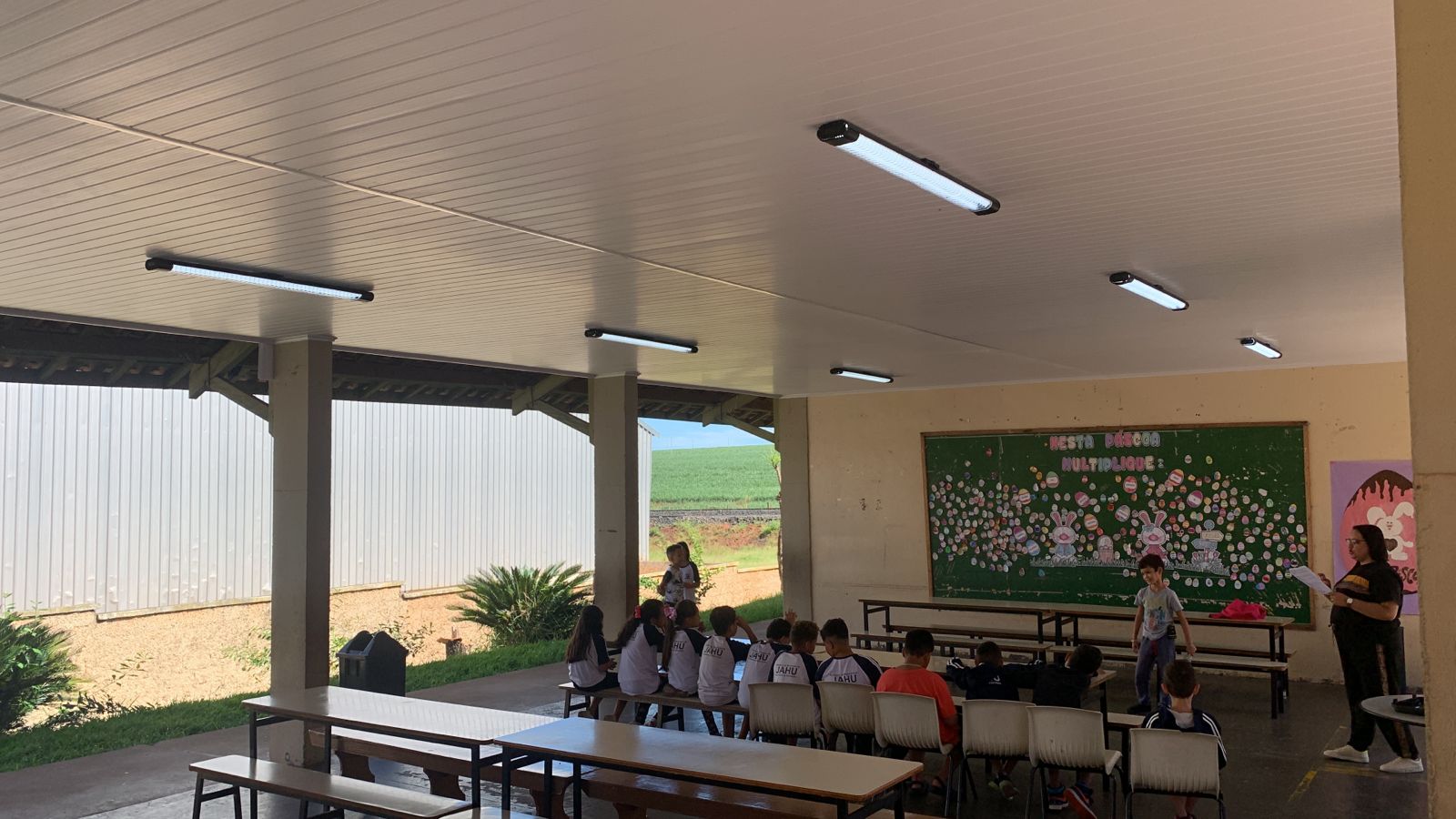 EMEF VEREADOR ÂNGELO RONCHESEL PASSA POR OBRAS DE MELHORIAS ESTRUTURAIS