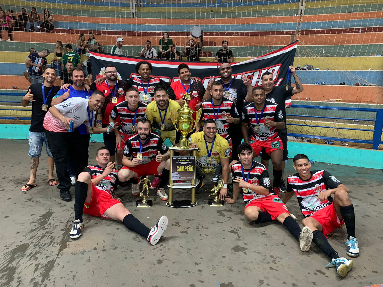 BAR DO CONCHA CONQUISTA O CAMPEONATO JAUENSE DE FUTSAL