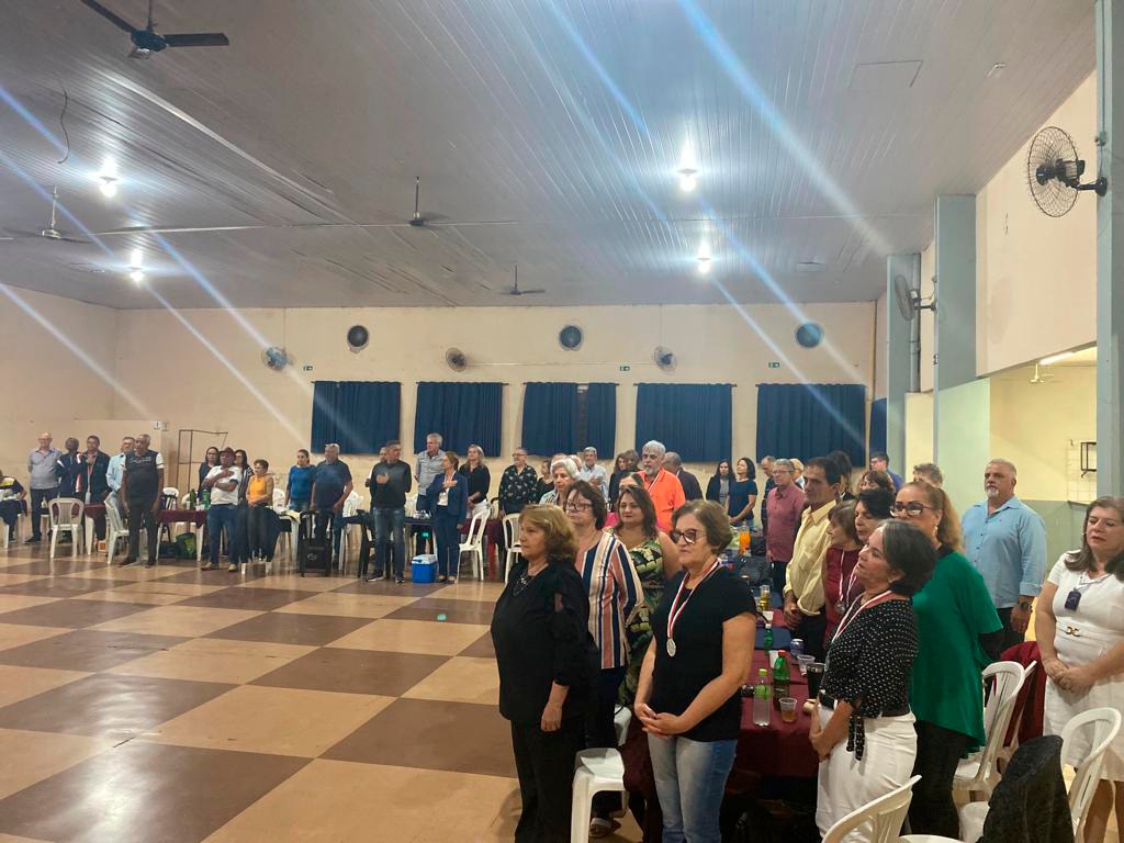 TBT: PREFEITURA FAZ HOMENAGEM AOS ATLETAS DA TERCEIRA IDADE