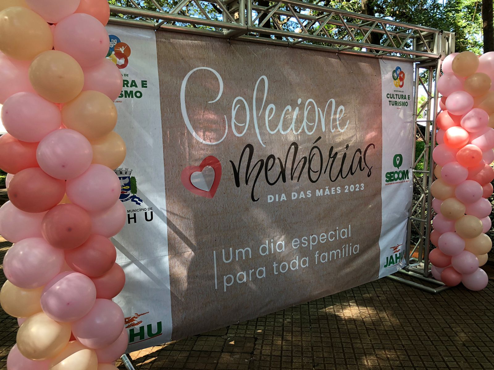 SÁBADO ESPECIAL NO JARDIM DE BAIXO EM HOMENAGEM ÀS MÃES
