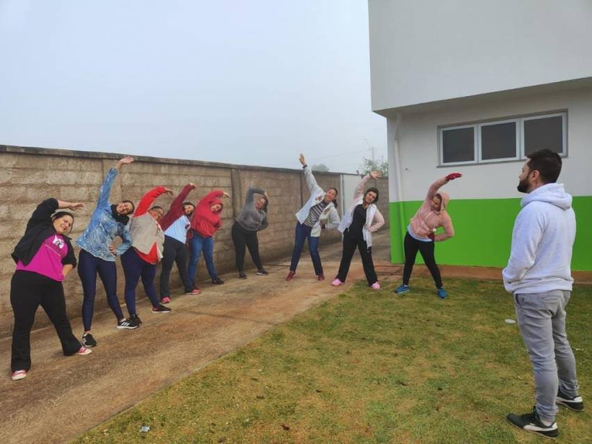 USF PEDRO JULIAN PROMOVE SAÚDE COM ATIVIDADE FÍSICA