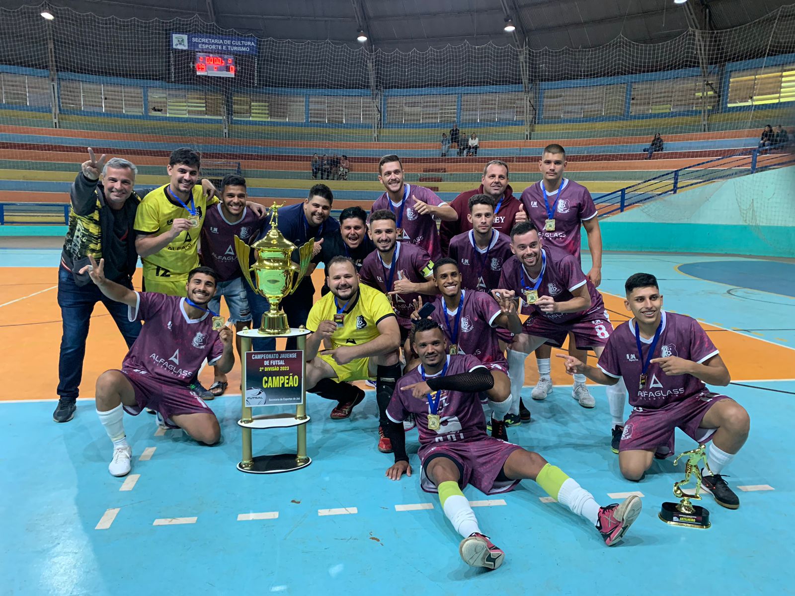 COM GOLEADA, PDC FUTSAL CONQUISTA O TÍTULO DA SEGUNDA DIVISÃO