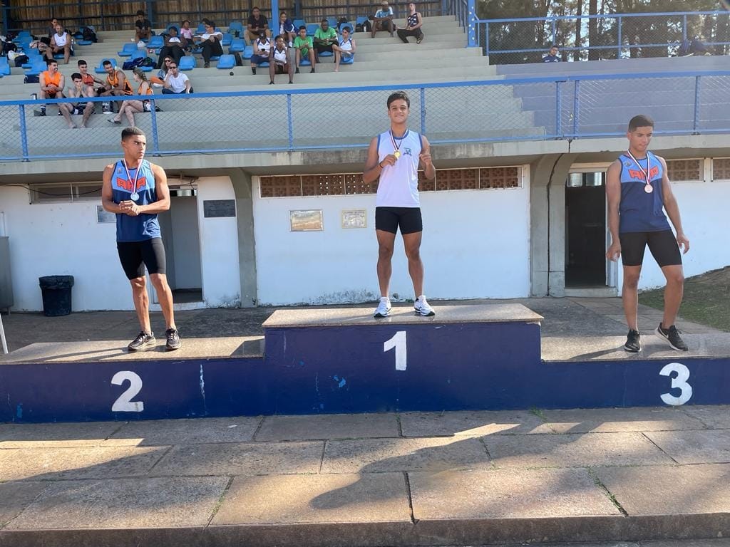 JAHU CONQUISTA SETE MEDALHAS NO PRÉ-REGIONAL DE ATLETISMO
