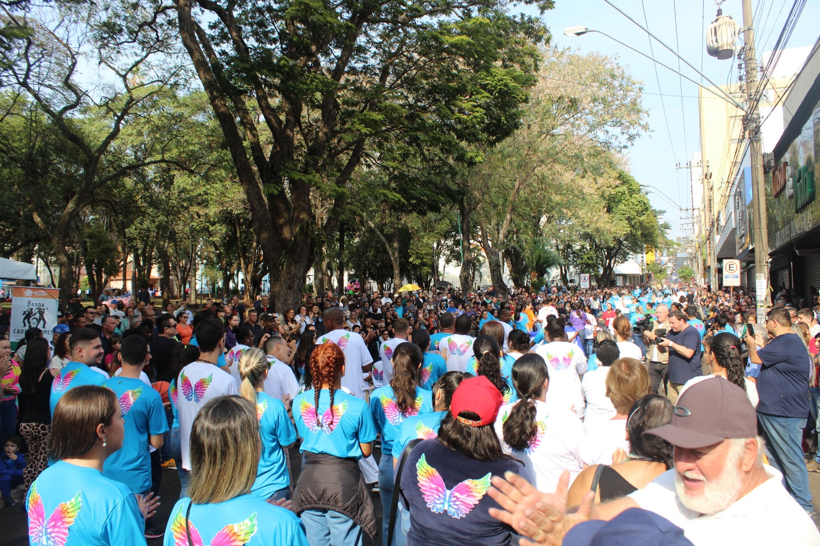 DESFILE CÍVICO COMEMORA 170 DE JAHU