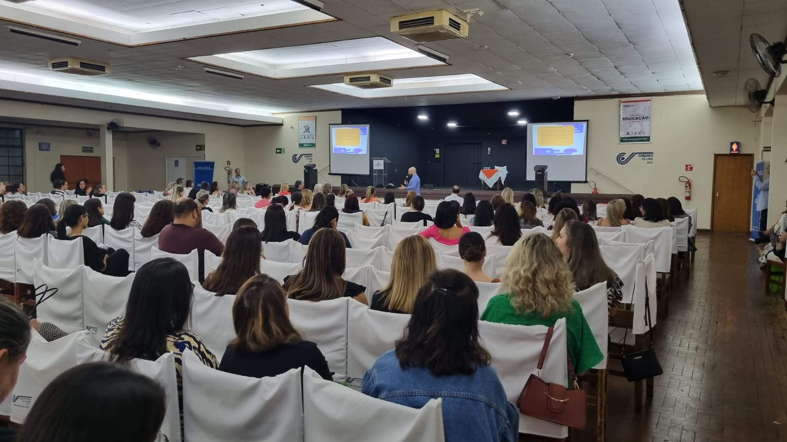 JAHU REALIZA FÓRUM DE EDUCAÇÃO EMPREENDEDORA