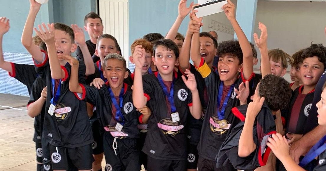 CONHEÇA OS CAMPEÕES DOS FESTIVAIS DE FUTEBOL SUB-9 E SUB-11