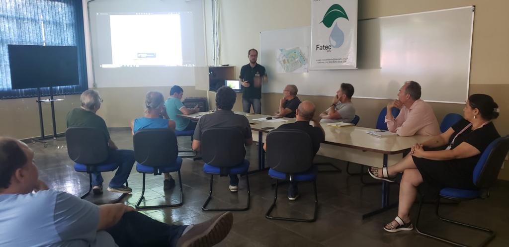 COMARJ DE REÚNE COM PROMOTORIA DE JUSTIÇA DE DOIS CÓRREGOS