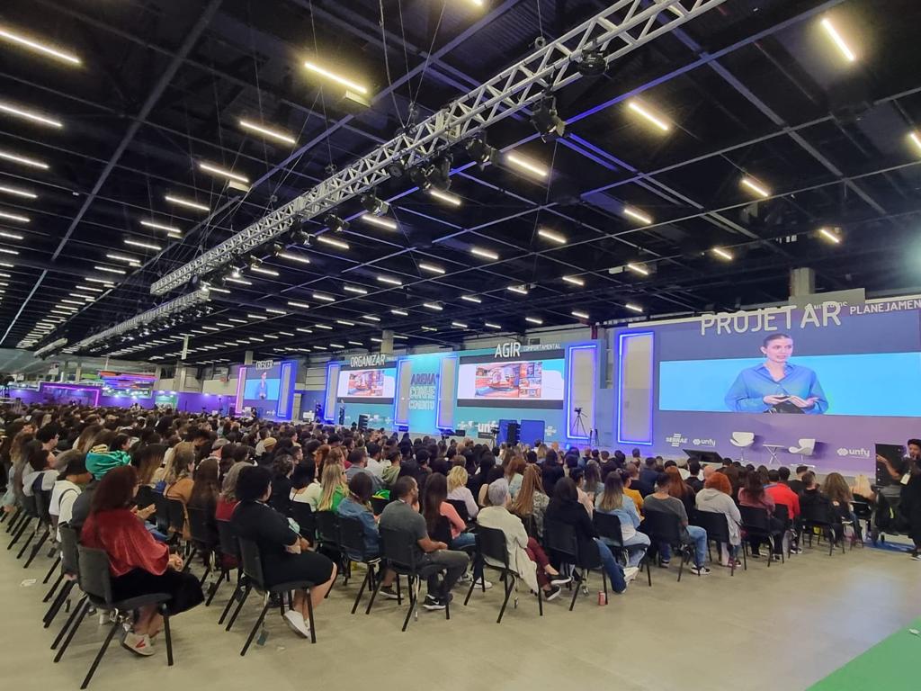 REPRESENTANTES DA CULTURA E TURISMO JAUENSE PARTICIPAM DA FEIRA DO EMPREENDEDOR