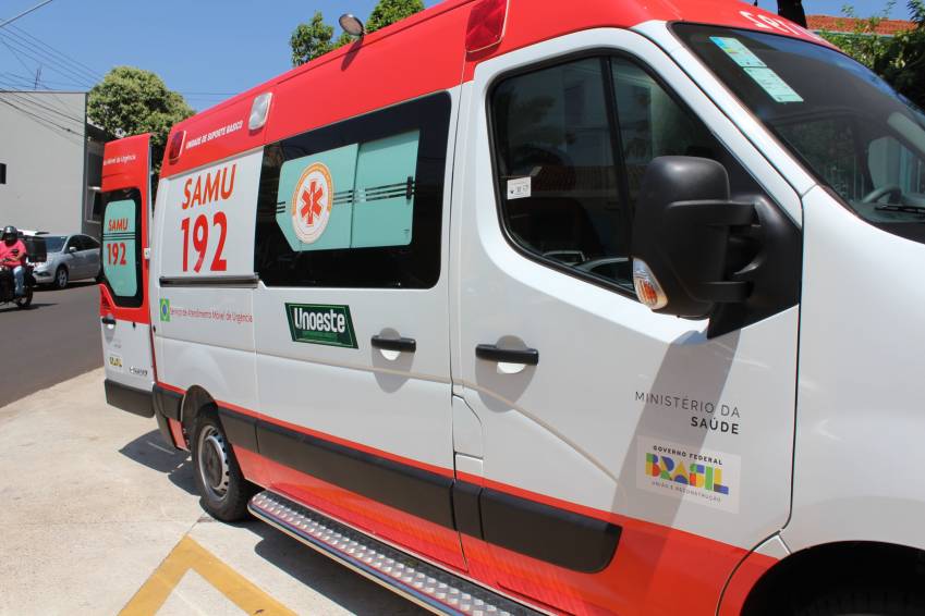 PREFEITURA RECEBE NOVA AMBULÂNCIA PARA O SAMU