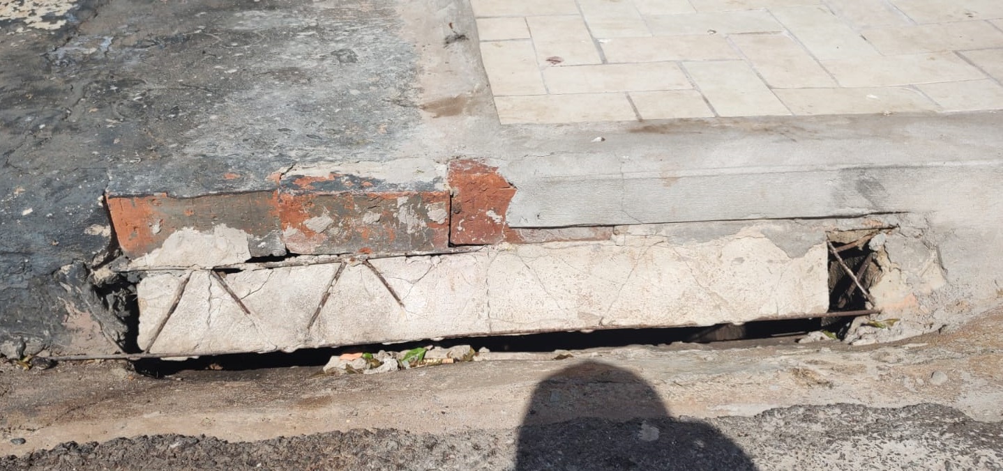 ATENÇÃO: BLOQUEAR GALERIAS PLUVIAIS É PROIBIDO