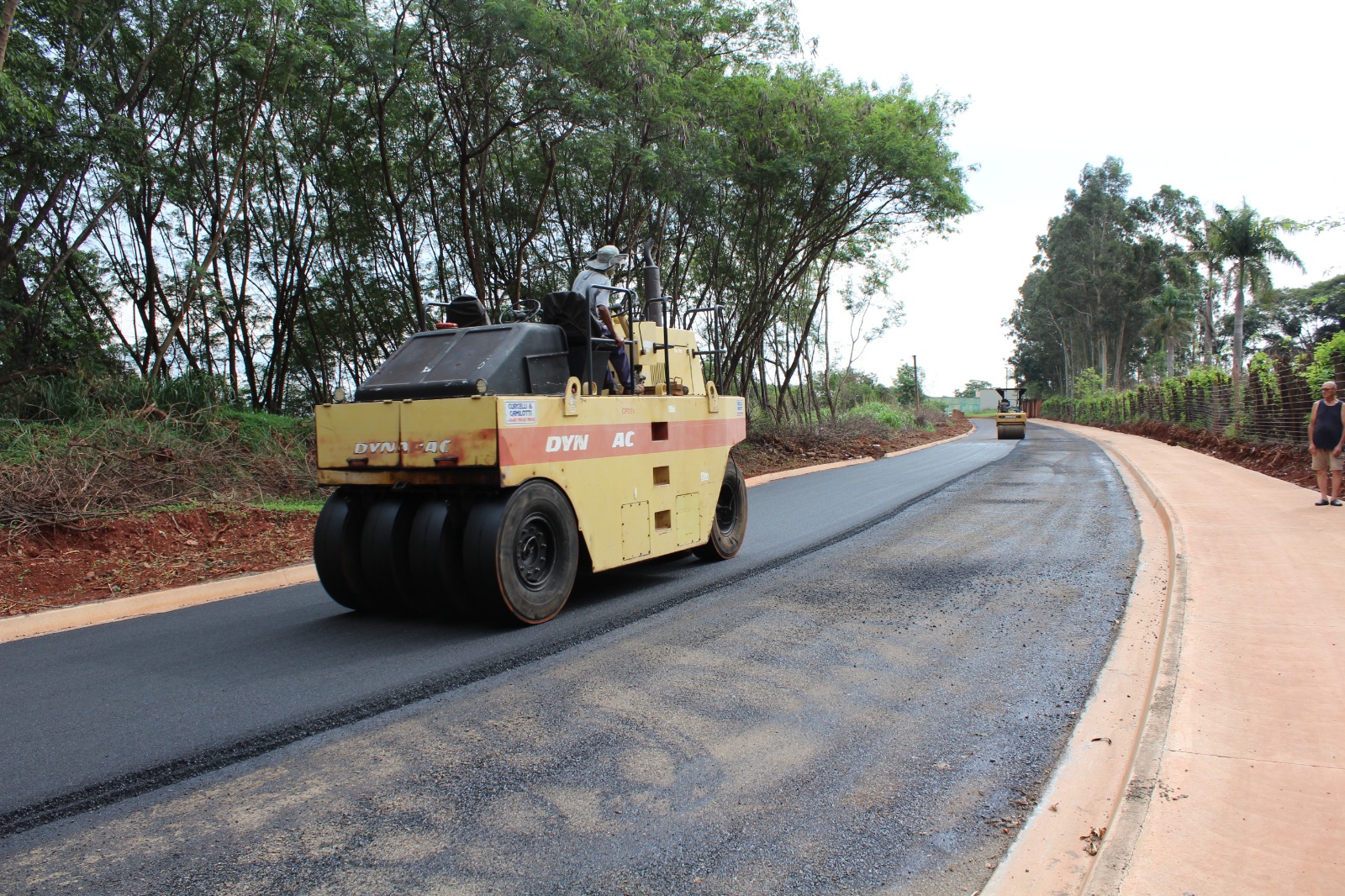 PREFEITURA INICIA PAVIMENTAÇÃO DO PROLONGAMENTO DA AVENIDA PAULO PACHECO FILHO