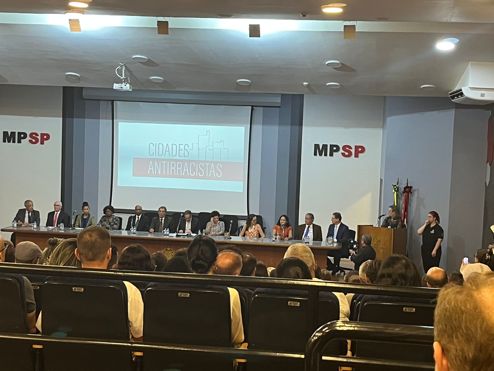 PREFEITURA PARTICIPA DE LANÇAMENTO DO PACTO COLETIVO POR CIDADES ANTIRRACISTAS