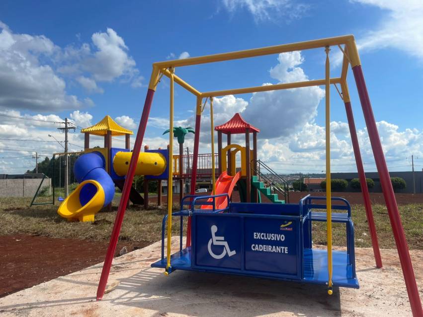 PREFEITURA INICIA INSTALAÇÃO DE PLAYGROUND E ACADEMIA AO AR LIVRE NO BELA VISTA