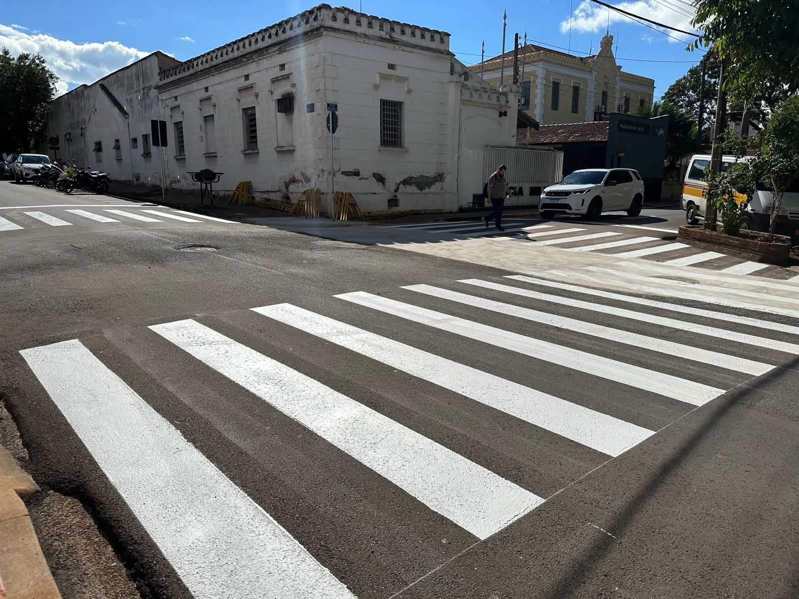 PREFEITURA CONCLUI OBRA DE SARJETÃO NA RUA RIACHUELO