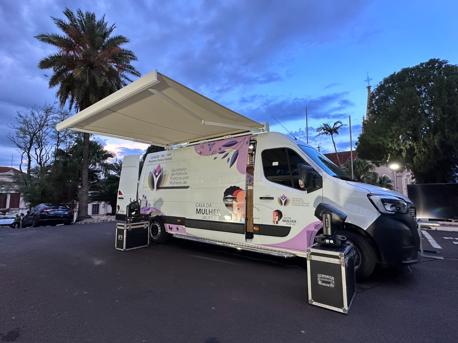 LEI MARIA DA PENHA ITINERANTE - JAHU RECEBE INSTRUMENTO DE COMBATE À VIOLÊNCIA DOMÉSTICA PIONEIRO EM SP