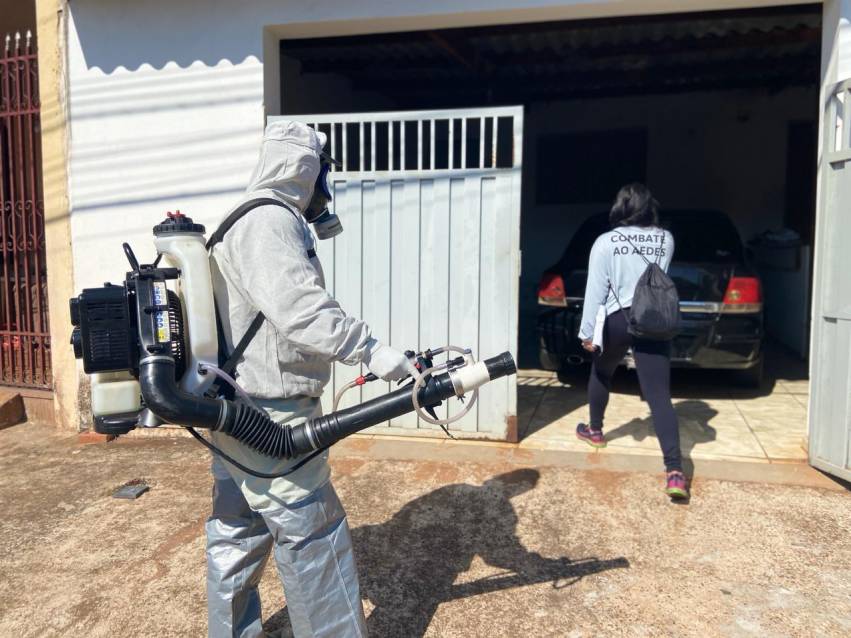 COMBATE À DENGUE - NEBULIZAÇÃO NA CECAP E NA VILA INDUSTRIAL