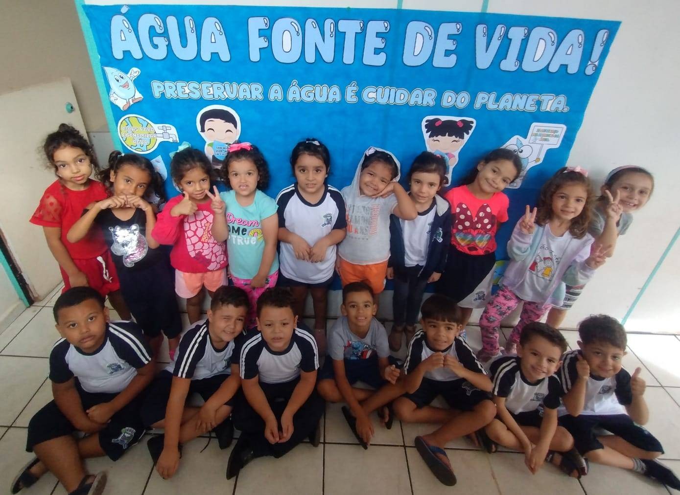 ALUNOS DA REDE MUNICIPAL REALIZAM ATIVIDADES EM ALUSÃO AO 'DIA MUNDIAL DA ÁGUA'