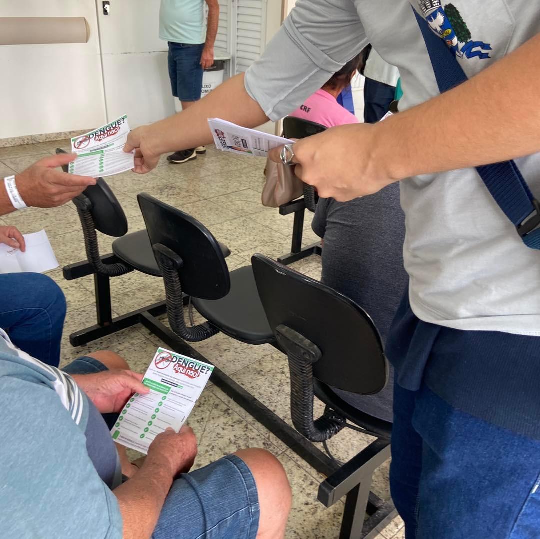 PANFLETAGEM CONTRA DENGUE NO HOSPITAL AMARAL CARVALHO