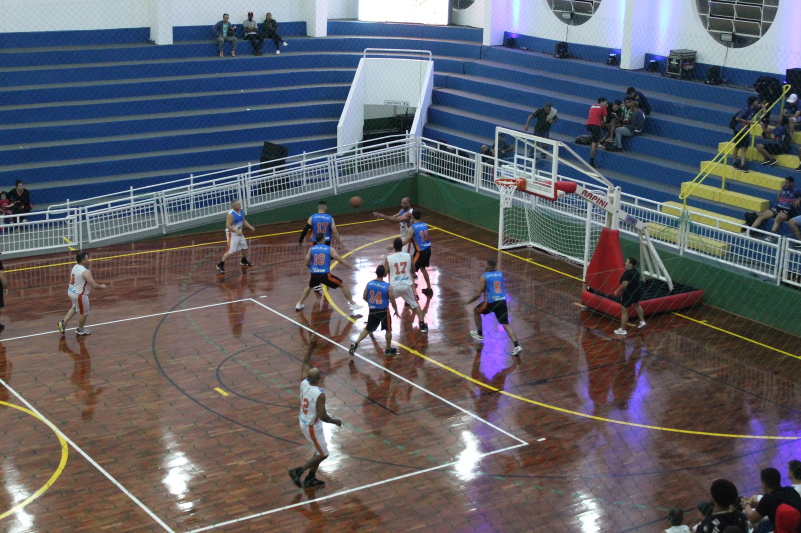 REABERTURA DO DR. NEVES PROMOVE CONFRONTO DE GERAÇÕES