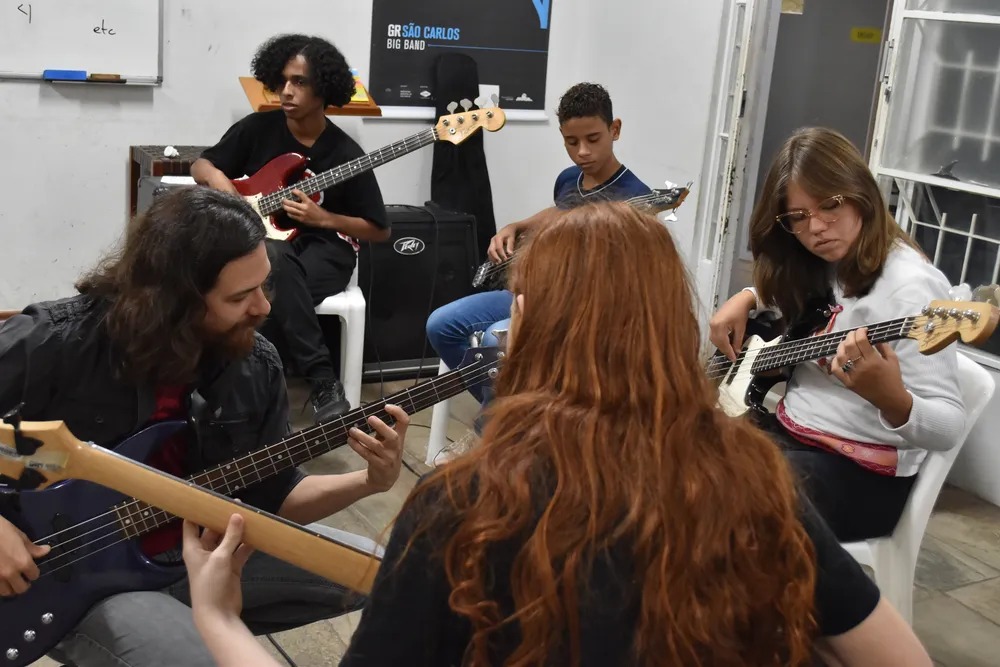 MASTERCLASS DO PROJETO GURI APRESENTA BAIXISTA DE RENOME INTERNACIONAL