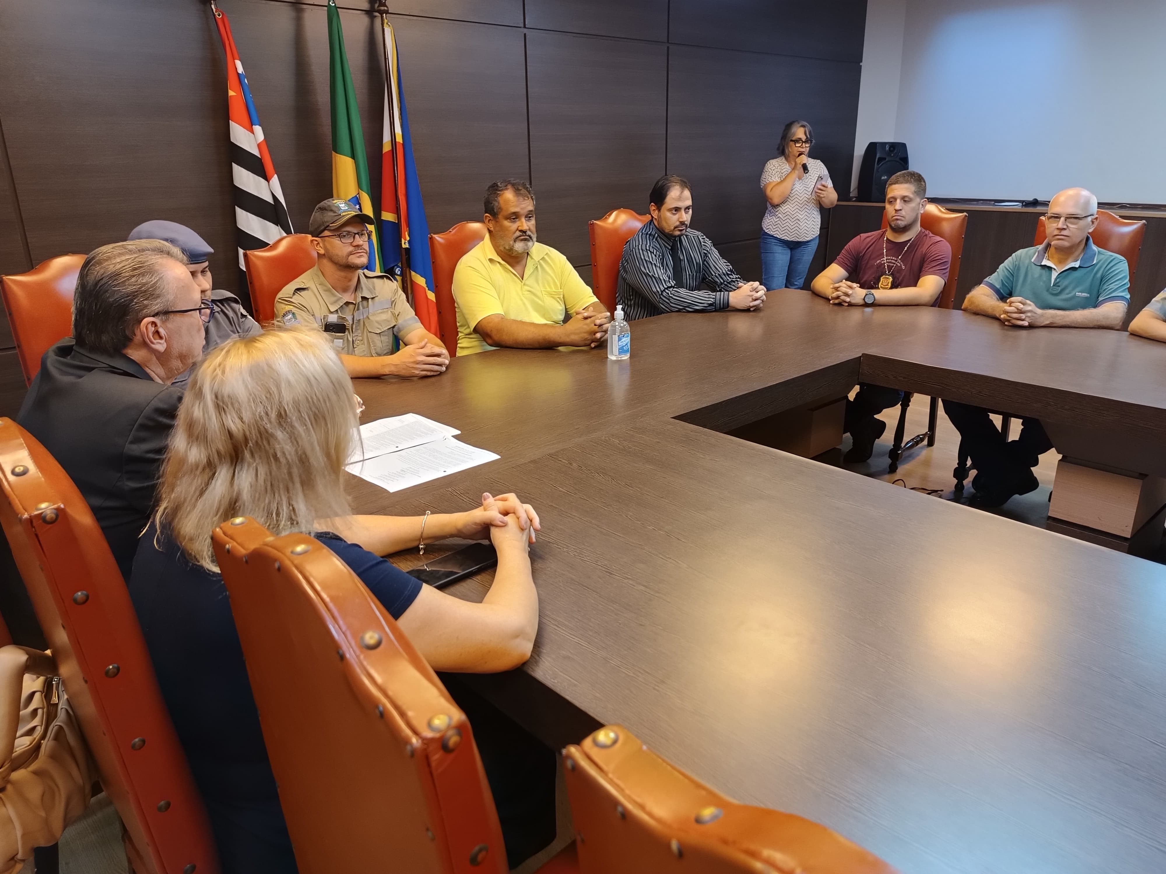 PREFEITURA LANÇA CAMPANHA MAIO AMARELO