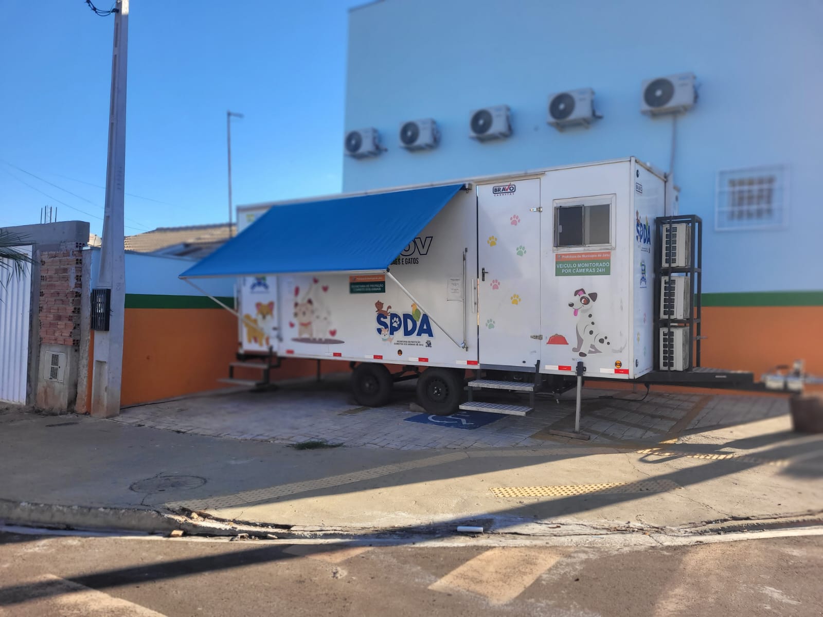 CASTRAMÓVEL - ANIMAIS ESTÃO SENDO CASTRADOS NO CIDADE ALTA