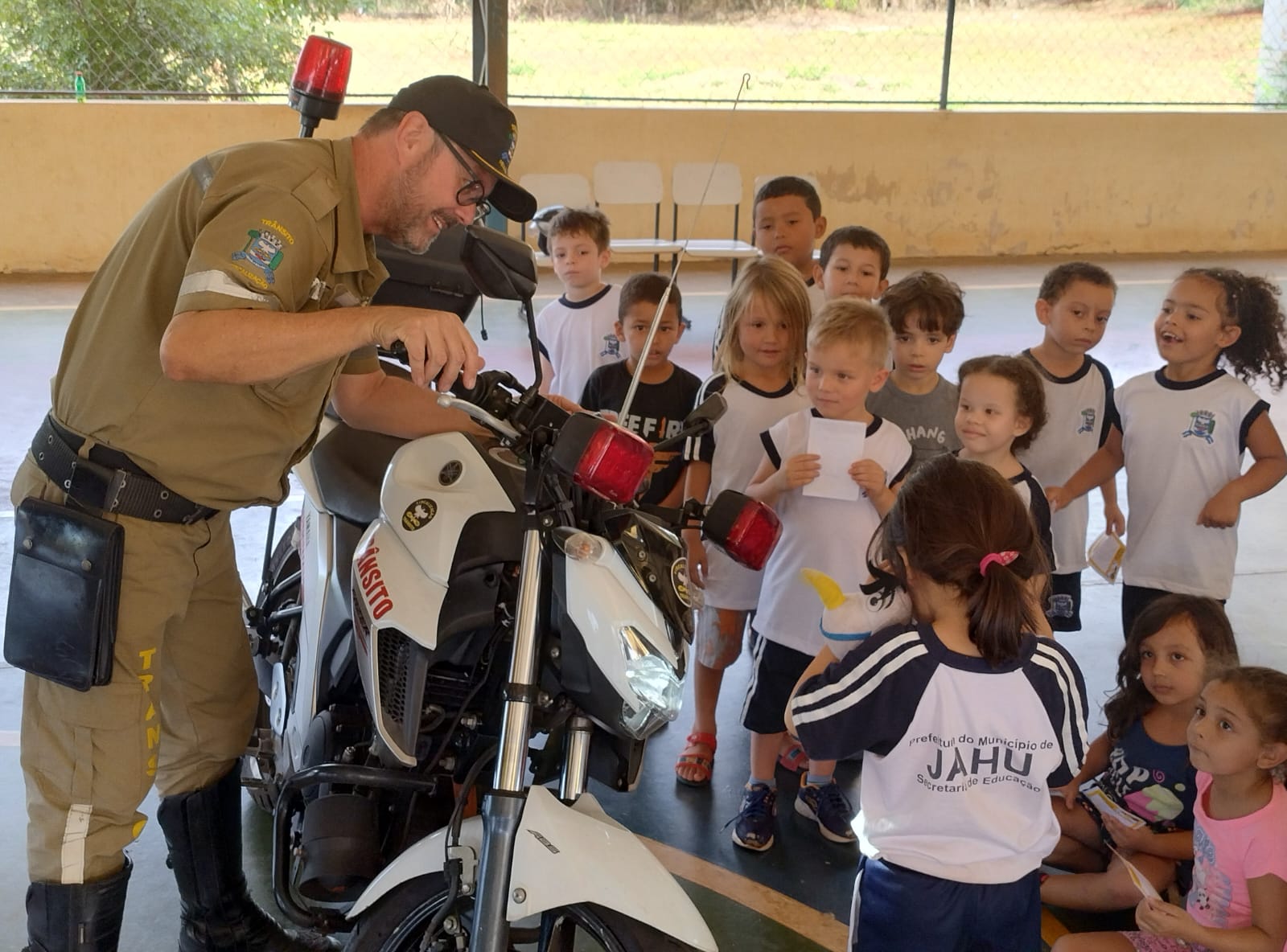 MAIO AMARELO NA EMEF PROF. ANTONIO WALDOMIRO DE OLIVEIRA