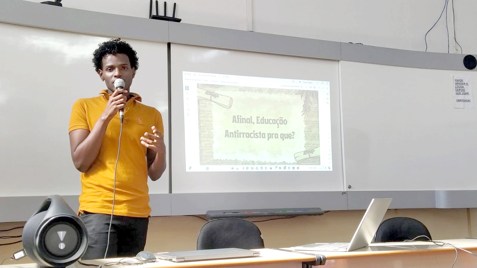 PALESTRA ANTIRRACISTA PARA GESTORES DA REDE MUNICIPAL