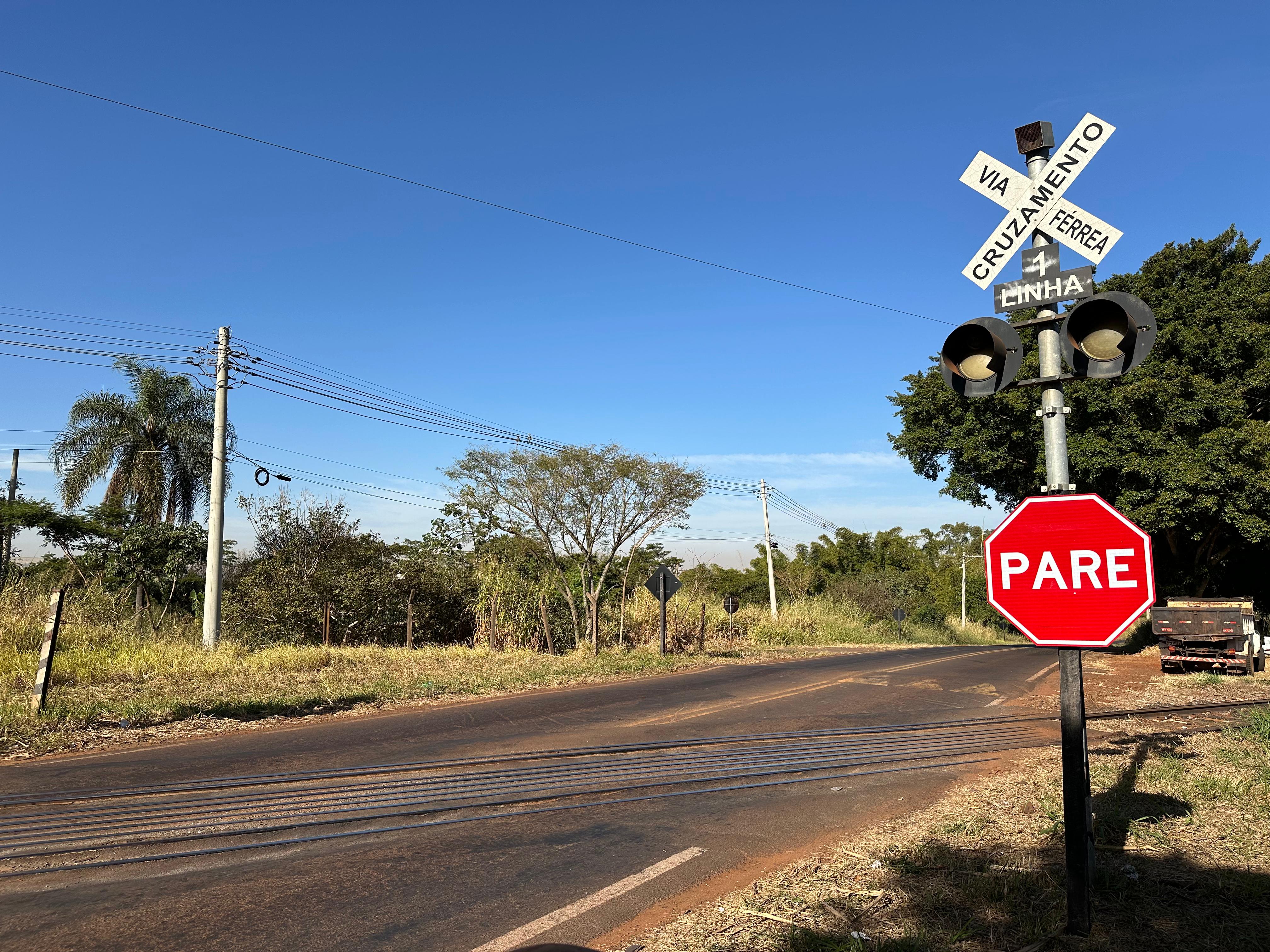 PASSAGEM DE NÍVEL DA VICINAL JOSÉ MARIA VERDINI RECEBE MELHORIAS