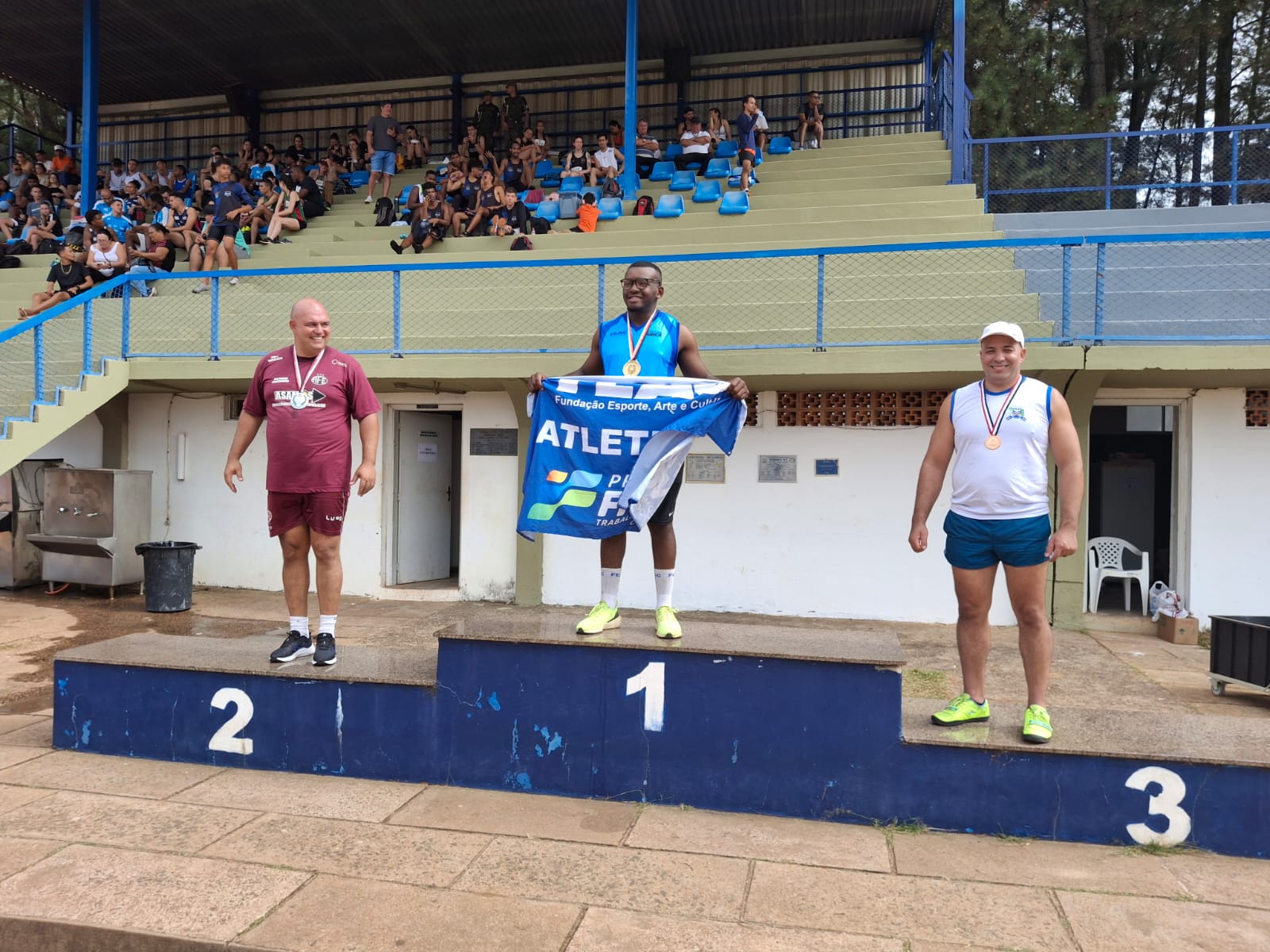 JAHU CONQUISTA 5 MEDALHAS NO PRÉ-REGIONAL DE ATLETISMO