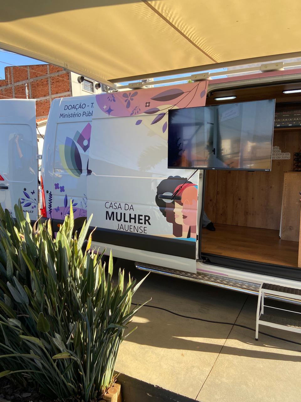 LEI MARIA DA PENHA ITINERANTE VAI AO JARDIM DR. LUCIANO