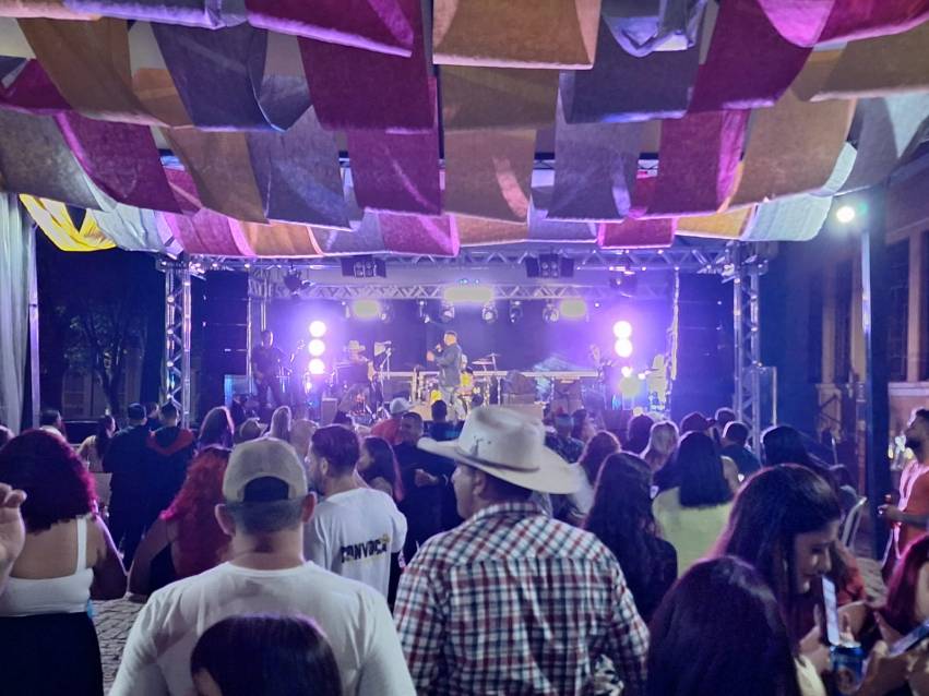 FESTIVAL DE INVERNO - FIM DE SEMANA DE SOM E PÚBLICO NA ESTAÇÃO FERROVIÁRIA
