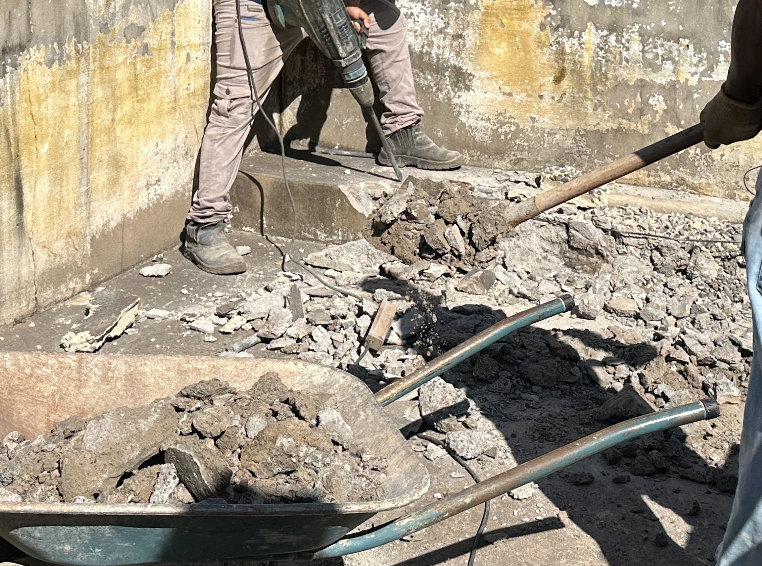 PREFEITURA INICIA OBRAS DE REFORMA DO CANIL E CONSTRUÇÃO DO GATIL