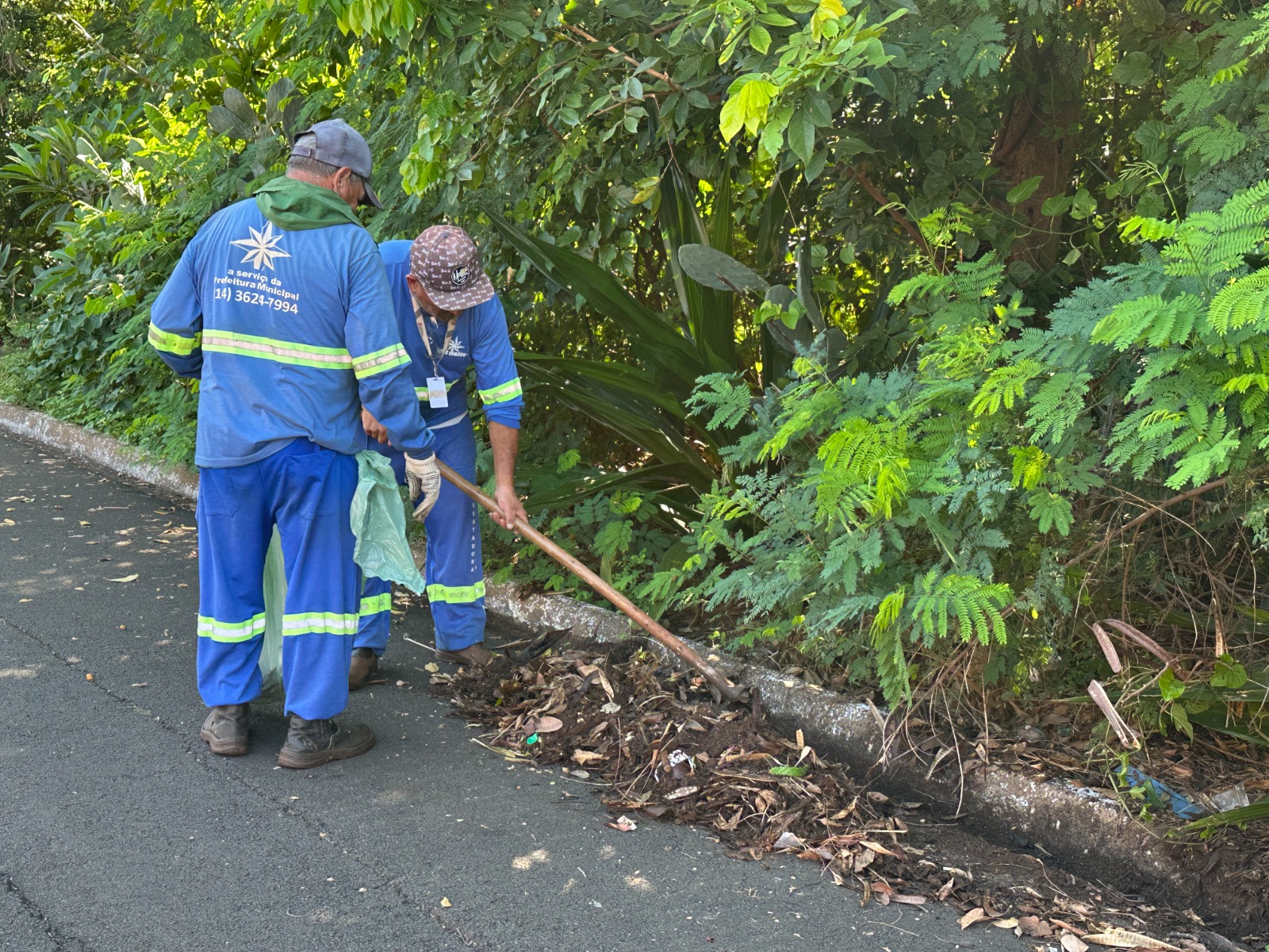 TÁ ROLANDO NO JARDIM SÃO JOSÉ O 1º MUTIRÃO 