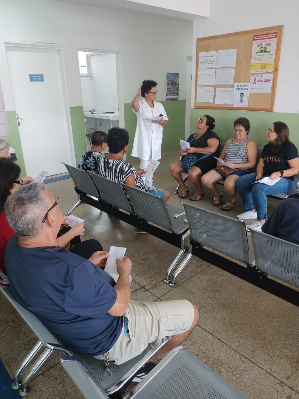 ABRIL GRENÁ: PALESTRAS COLOCAM SAÚDE BUCAL EM FOCO