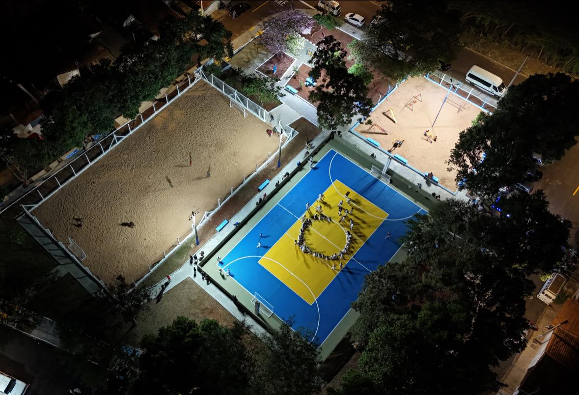 É A PREFEITURA CUIDANDO DO NOSSO POVO! SANTO ONOFRE É PALCO DE NOITE HISTÓRICA!