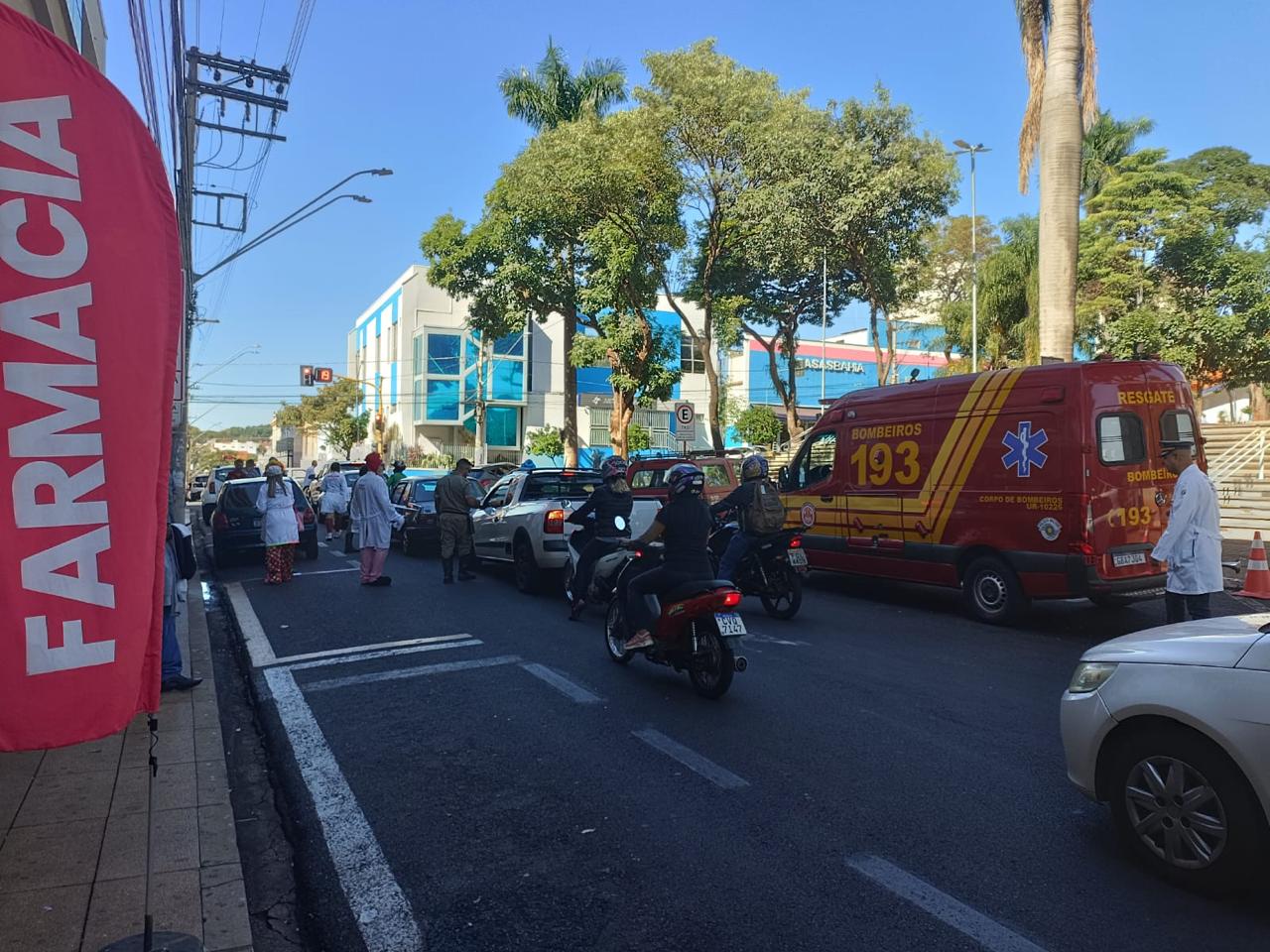 MAIO AMARELO - BLITZ COM HUMOR E CONSCIENTIZAÇÃO