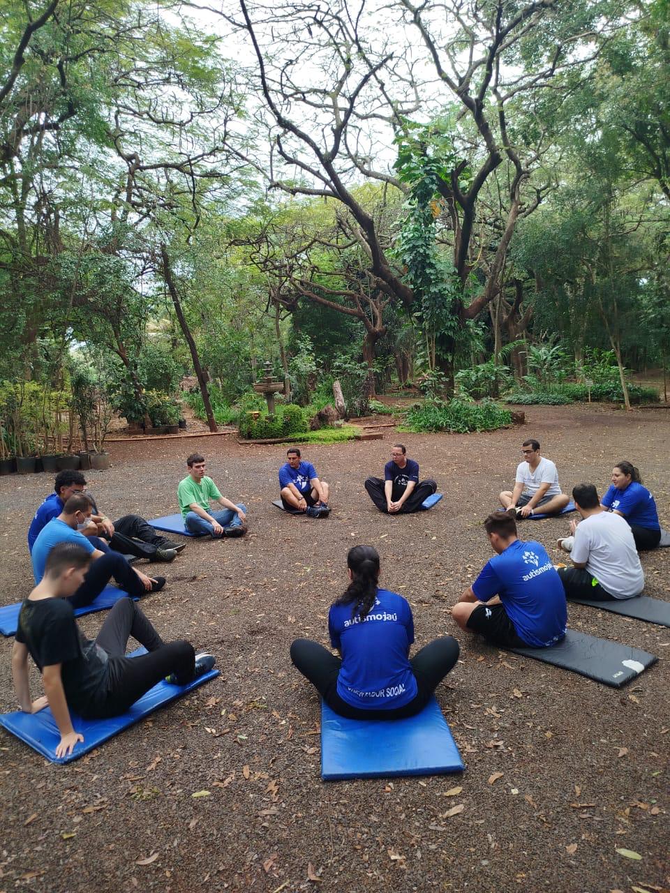 DIA DO MEIO AMBIENTE: ATIVIDADES NO HORTO E LIMPEZA NA MARGEM DO RIO JAÚ